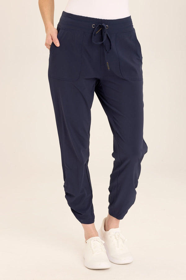Lyan Active Whisper Stretch Ruched Crop Legging