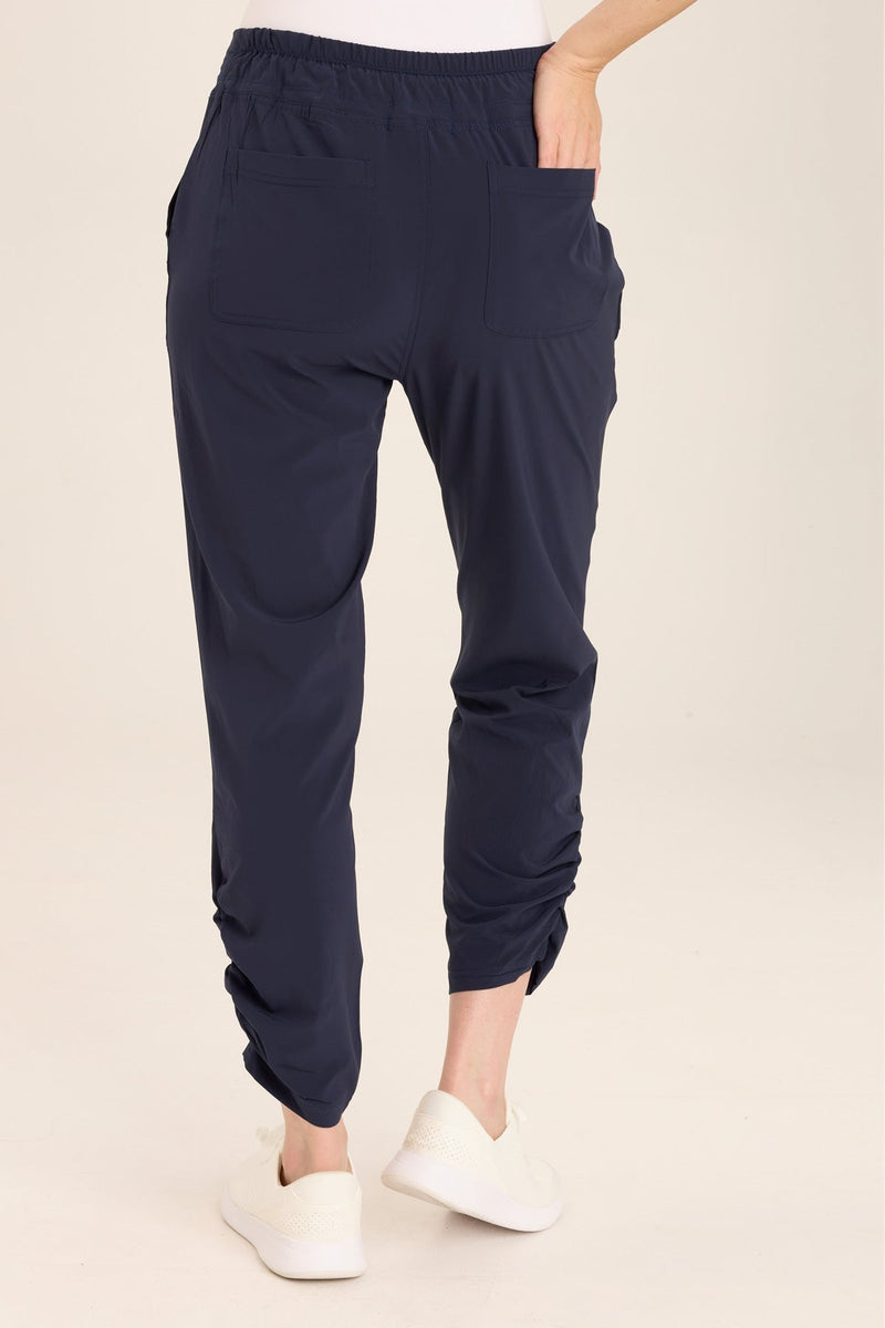 Lyan Active Whisper Stretch Ruched Crop Legging