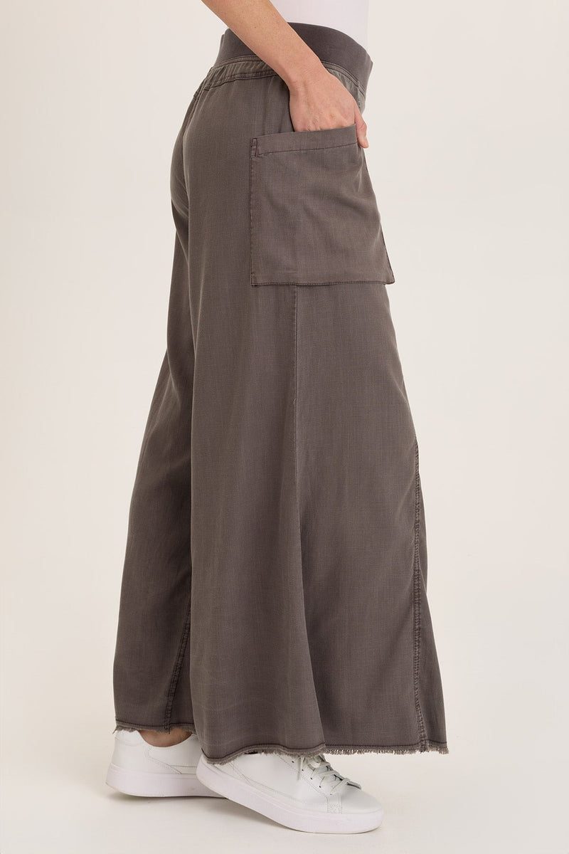 Desoto Ultra-Flare Wide Leg Pocket Trouser
