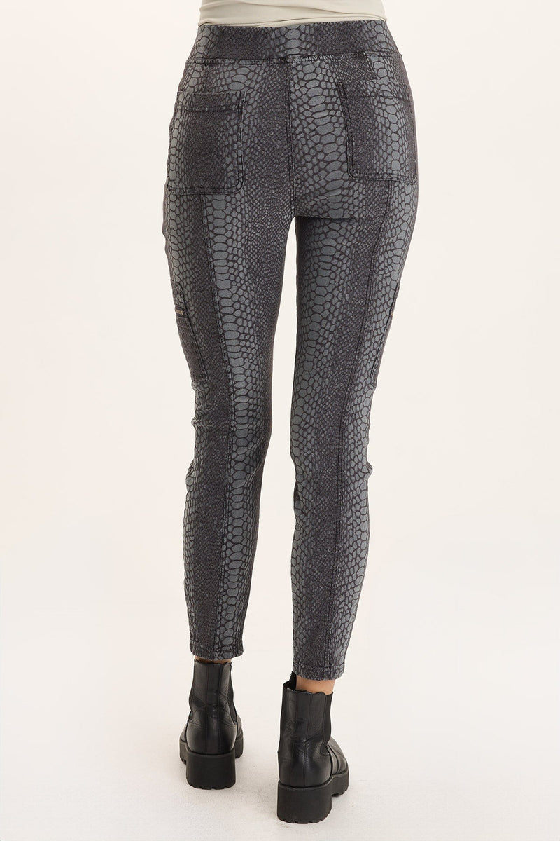 Gamlin Textured Jacquard Elevated Legging