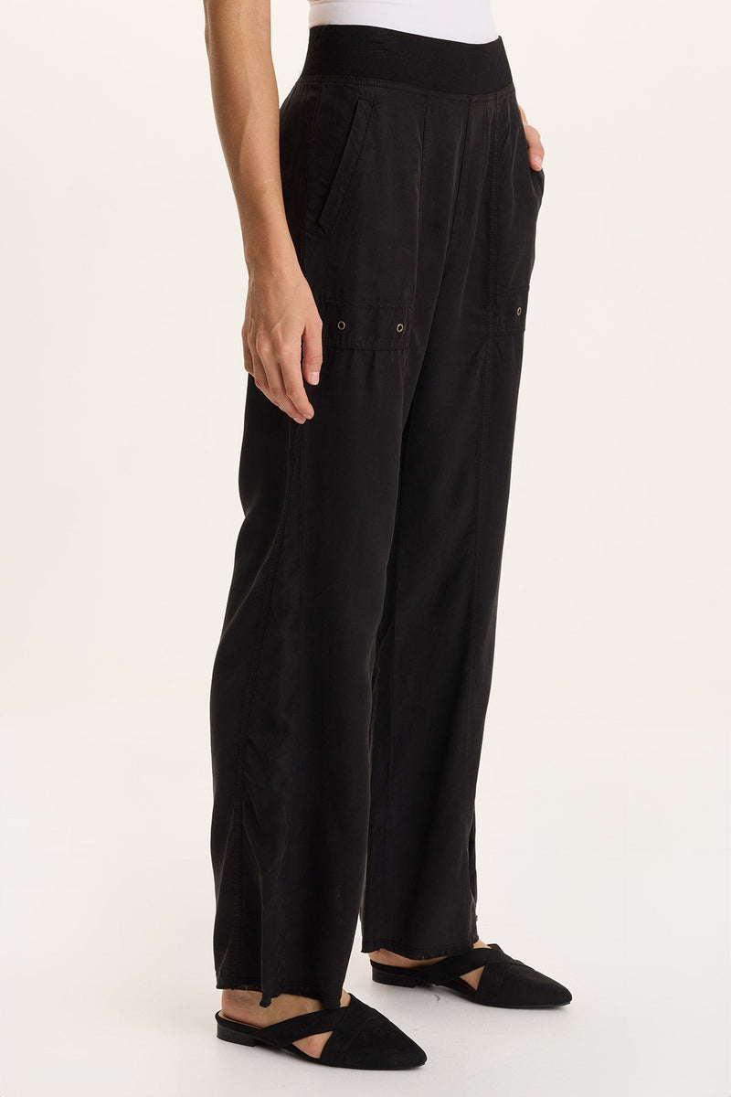 Schyler Soft Twill Wide-Leg Trouser