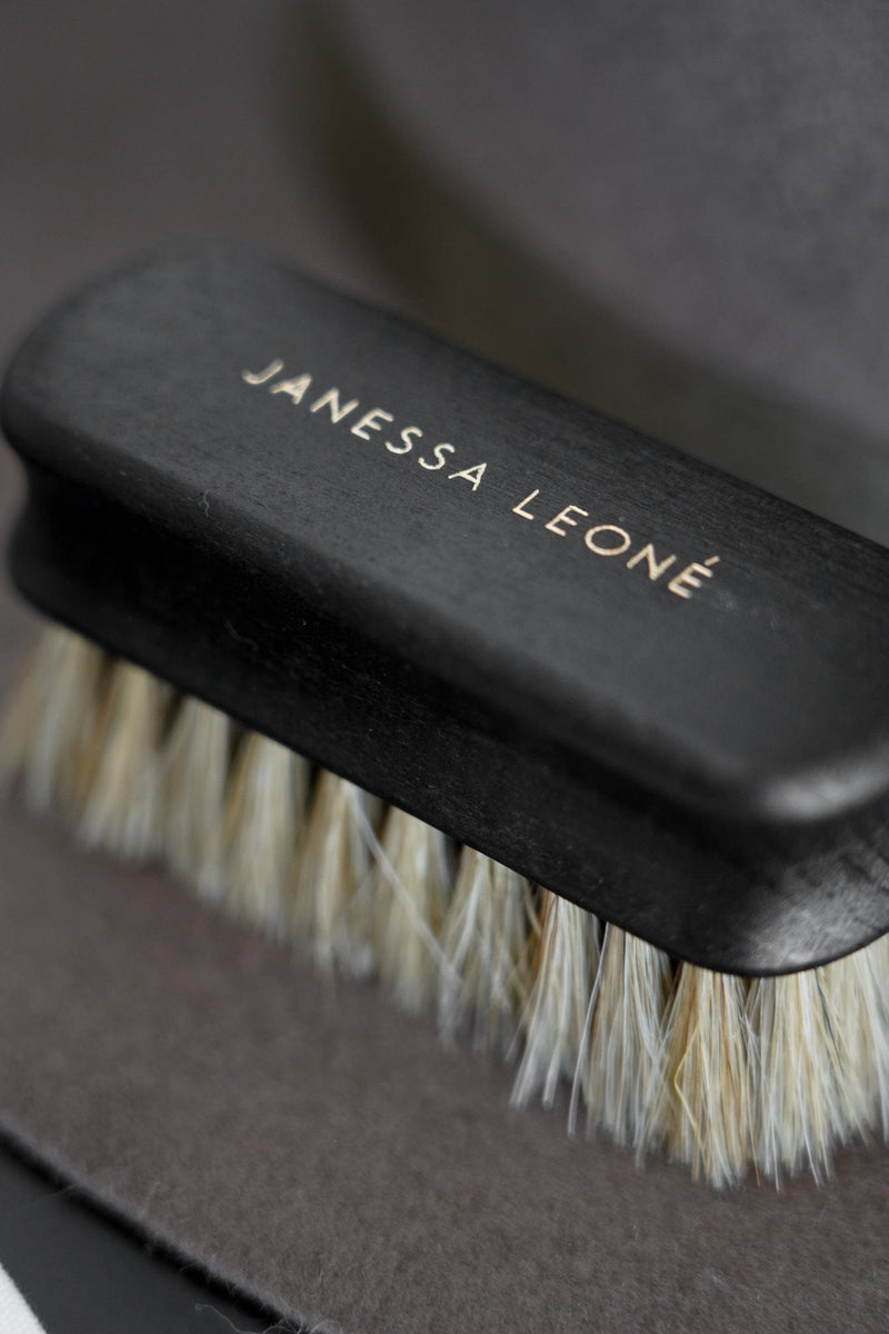 Hat Brush